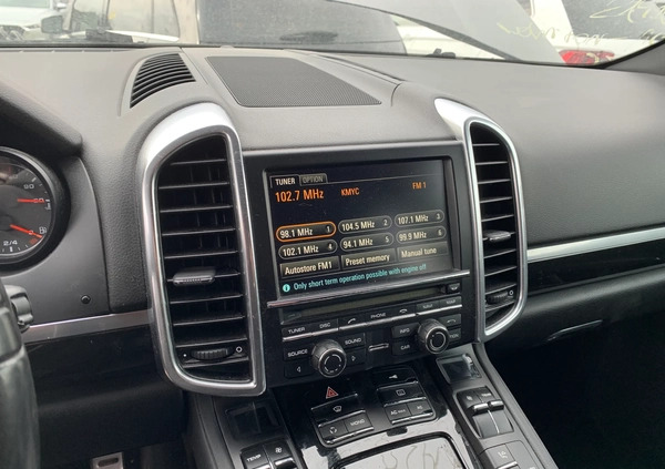 Porsche Cayenne cena 42900 przebieg: 118081, rok produkcji 2011 z Kościerzyna małe 137